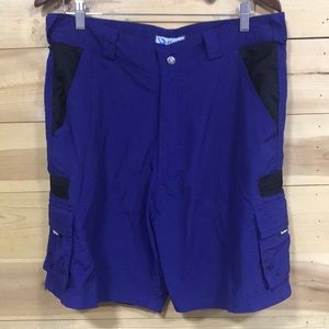 Men’s Mojo brand nylon fishing cargo shorts EUC 36